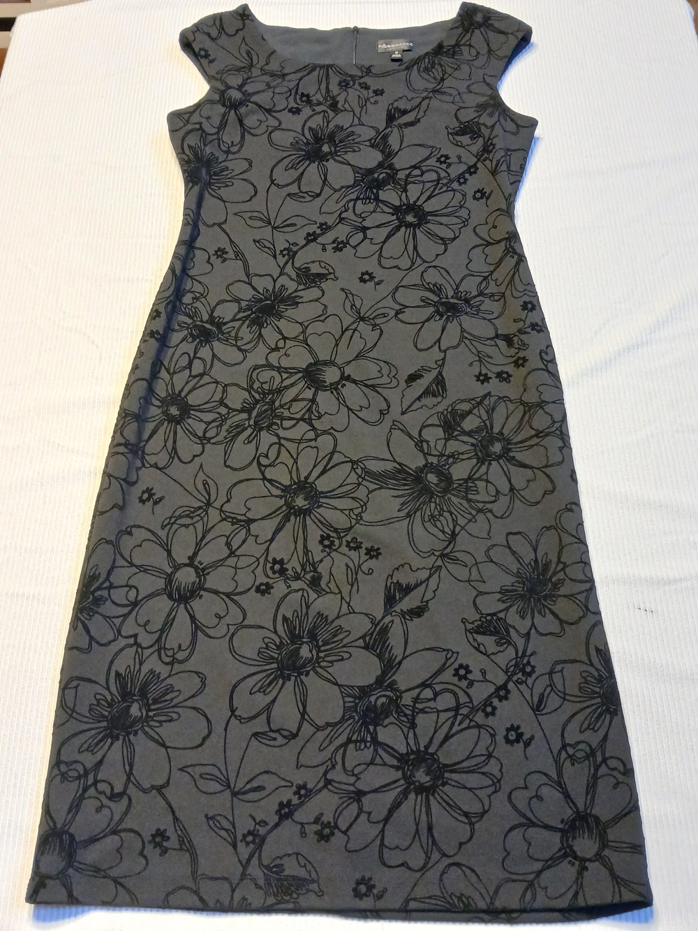 Connected Apparel Women's Black Sheath Midi Dress Size 10 Floral Stretch NWOT